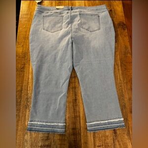 NYDJ Light Blue Marilyn straight cropped ankle jeans Frayed Hem Brightside 28W